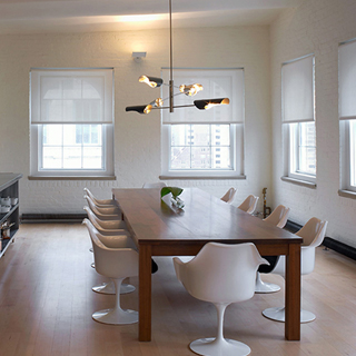 Luminária de teto Torroja Cross com duas hastes de aço em cruz e cúpulas de alumínio articuladas - foto 5