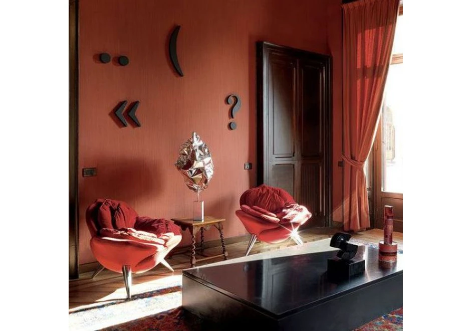 Poltrona design ROSE com estrutura de aço moldado em multicamadas, pés em alumínio escovado e o estofado de espuma de poliuretano é revestido em veludo - foto 4