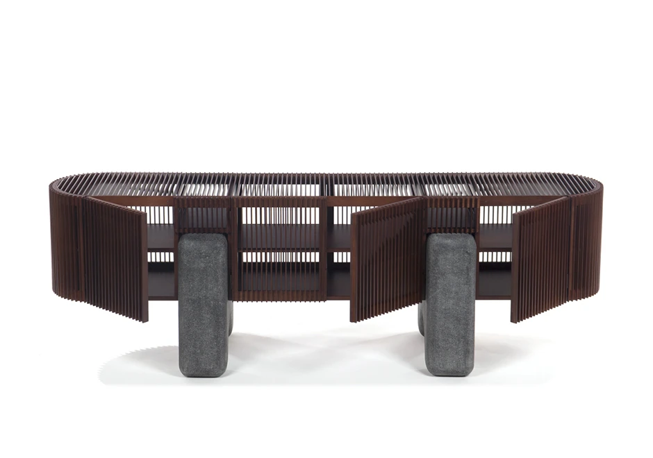 Buffet edição limitada Ripas Pedra (Campana) em ripas de madeira Jequitibá e base em pedra sabão - foto 1