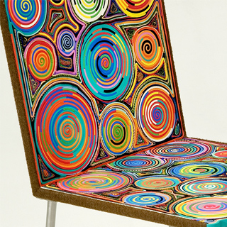 Cadeira edição limitada Sushi II (Campana) em estrutura de aço inox estofada em sushis