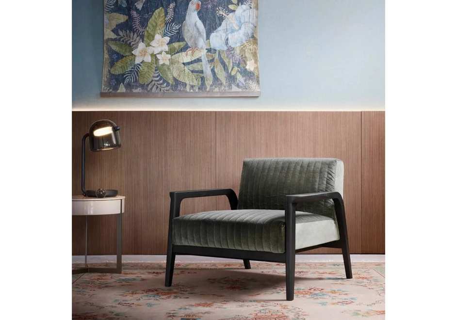 Poltrona baixa TARSIA, por Matteo Nunziati, com estrutura de madeira e estofado com capa removível de couro ou tecido - foto 3