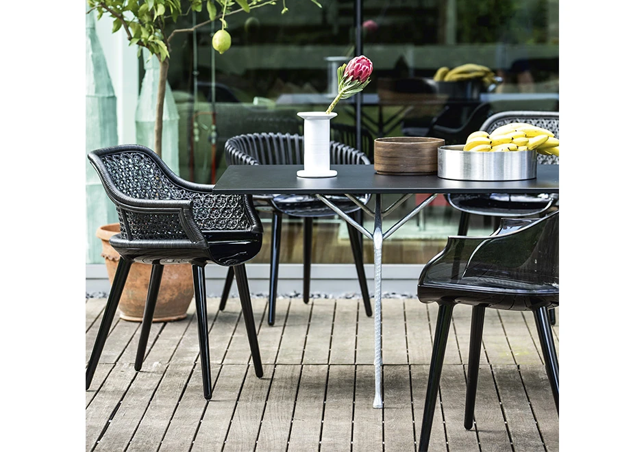 Mesa de jantar Officina com vista para odetalhe da estrutura