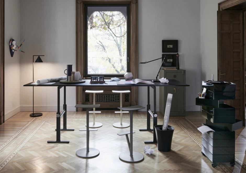 Mesa Brut com estrutura de ferro fundido pintado em poliéster e tampo de vidro transparente ou fumê - foto 10