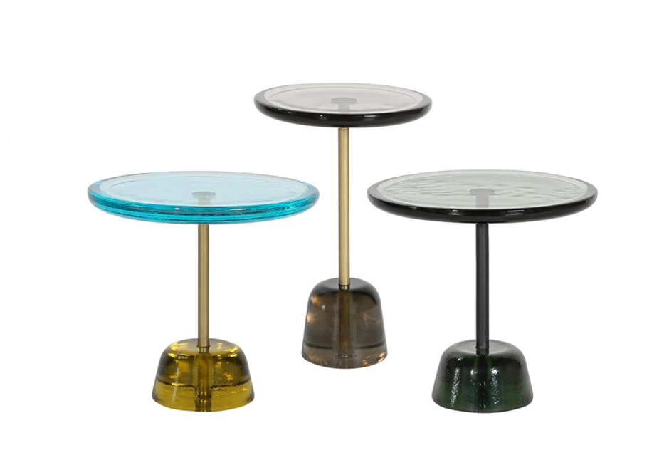 Mesa de apoio Pina com de latão ou aço e tampo em vidro fundido transparente ou colorido - foto 3