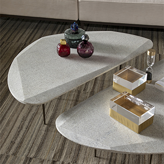 Mesa de centro Landutim com tampo em quartzo, granito ou mármore lapidados. Pés de bronze fosco ou envelhecido - foto 6