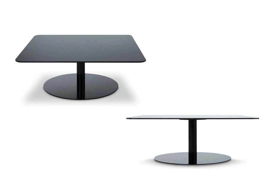 Mesa de apoio baixa Flash Rectangle com base de aço e acabamento em latão escovado, cromado ou pintado de preto. Tampo é feito de vidro espelhado ou mármore. Por Tom Dixon - foto 2