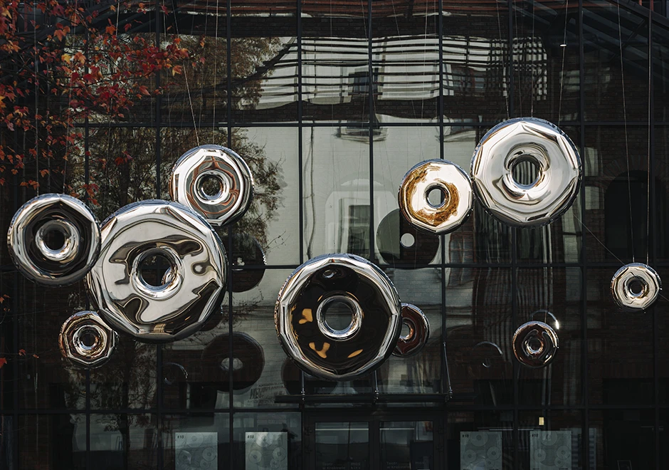 Espelho Rondo em aço inox polido e disponível no tom "natural" e várias cores - foto 10