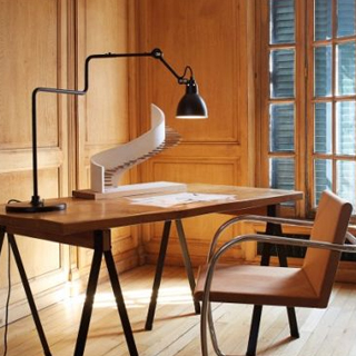 Luminária de mesa Gras 317 com estrutura em aço pintado de preto acetinado e cúpula redonda ou cônica - foto 4