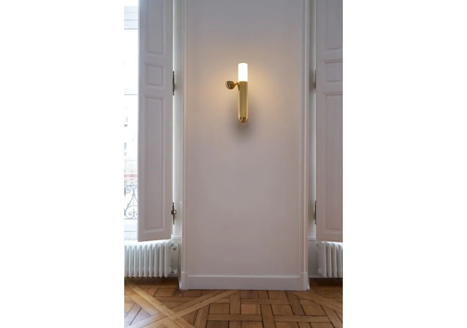 Luminária de parede ISP em latão polido e não necessita de interruptor ou lâmpada tradicional - foto 3