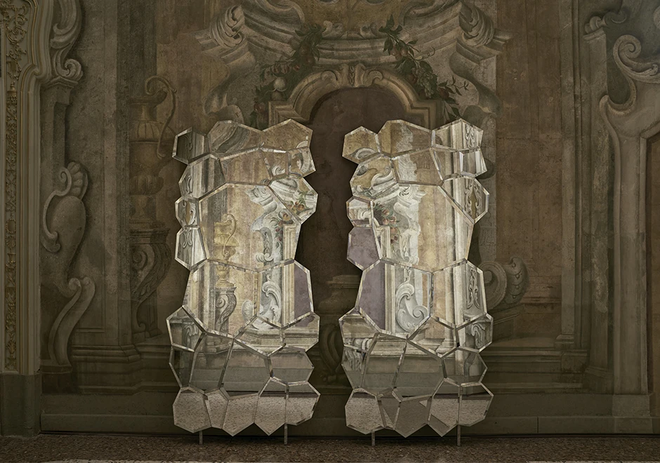 Espelho Jubilé tem estrutura em alumínio e 25 espelhos recortados em diferentes formatos - foto 4