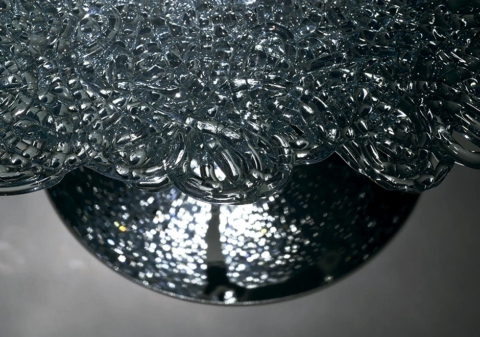 Mesa de designer DIAMANTE com base em aço polido e tampo em fios de policarbonato translúcidos, tramados à mão - foto 6