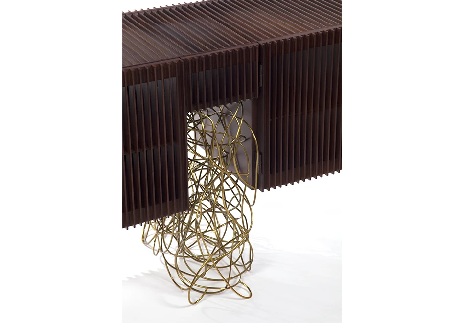 Buffet edição limitada Ripas Dourado (Campana) com ripas de madeira Jequitibá e base em aço retorcido - foto 5