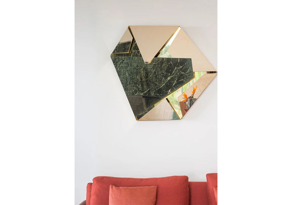 Espelho Kaleidos (Campana) em latão polido e com luz interna - foto 2