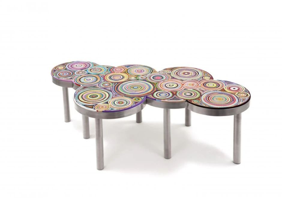 Banco edição limitada Harumaki com estrutura de aço inox e assento de sushis feitos a mão - foto 1