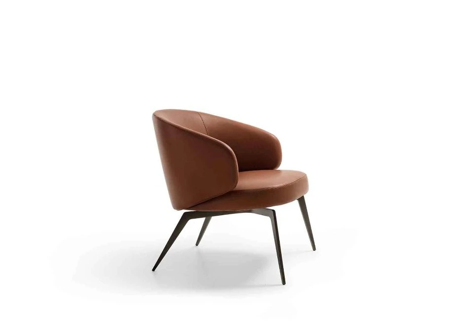 Poltrona design Bice com estrutura de metal e o estofamento em tecido, couro natural ou ecológico em diversas opções - foto 2