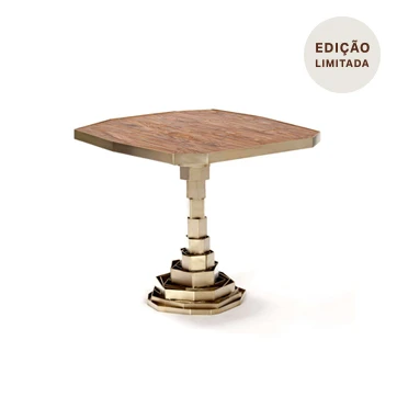 Mesa edição limitada Lascas Fitas TM (Campana) com estrutura de latão e tampo em lascas de madeira