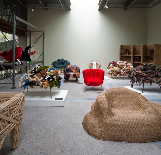 exposição arte de sentar com arte 2011