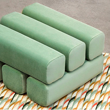 Detalhe Pufe Drova .6 da marca Woo Furniture