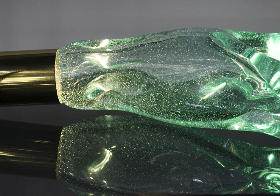 Detalhe da luminária de mesa Sólido Etéreo 04