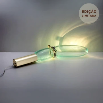 Luminária de mesa Sólido Etéreo 05