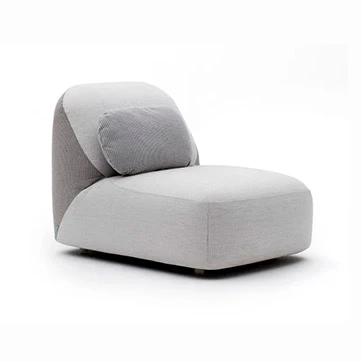 Poltrona Reuse da marca Varaschin.