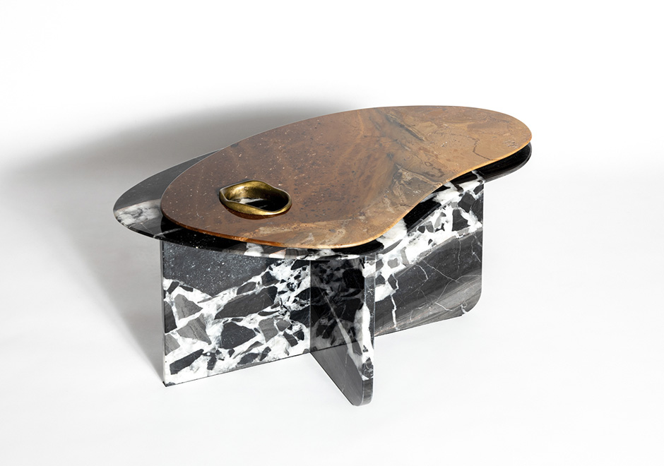 Mesa de centro Tapis por Luciano Dalla Marta.